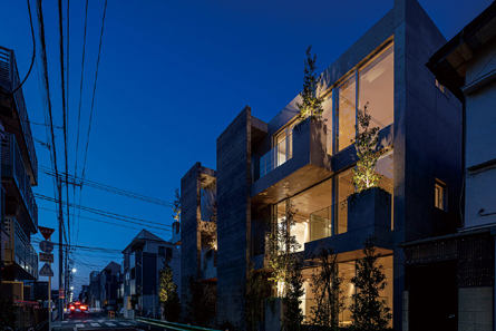 鵜の木集合住宅の夜景